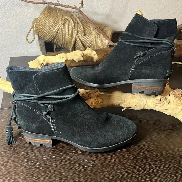 Sorel Farah short, black, suede ankle boot size 9 - Picture 3 of 10